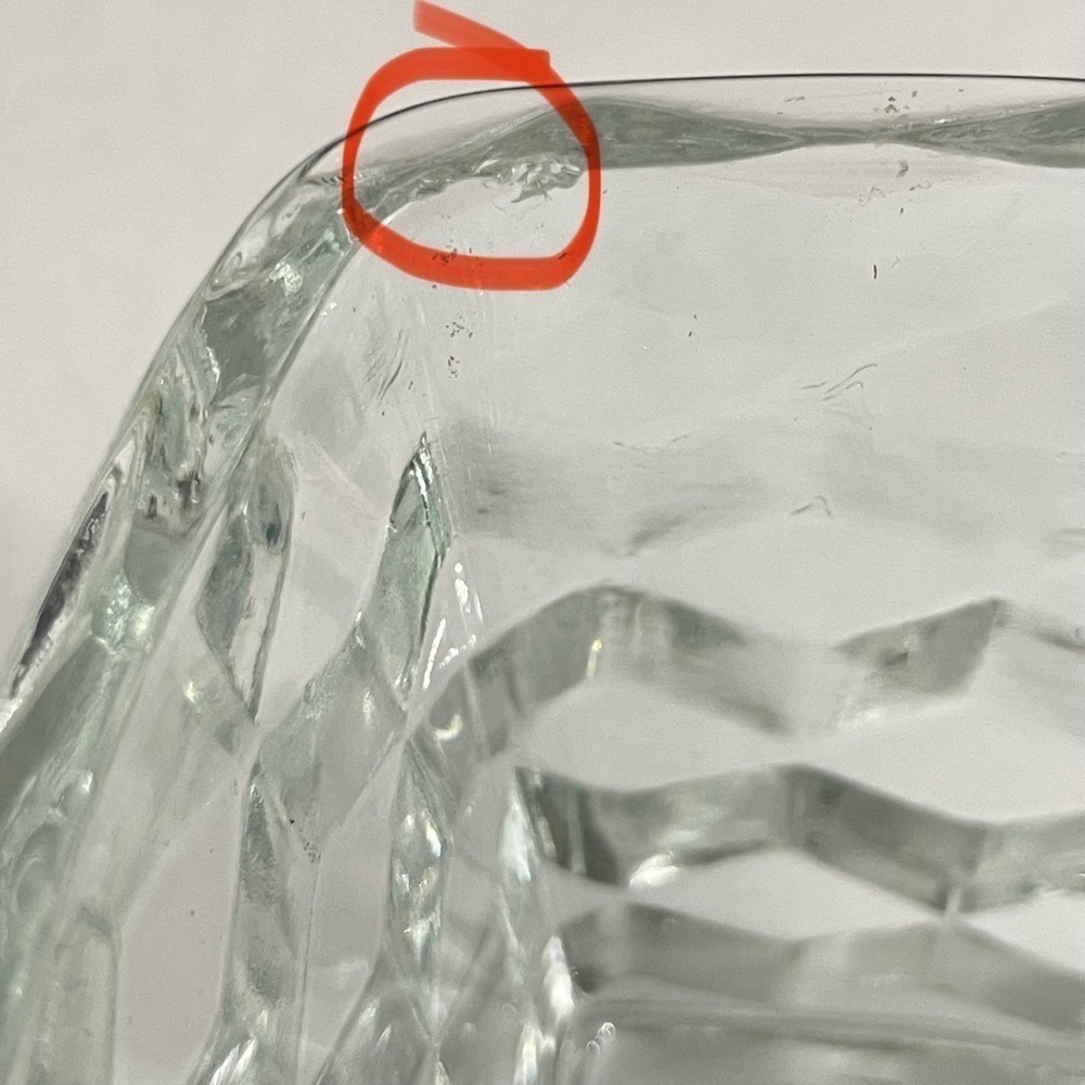 Homco Clear Glass Heart Shaped Small Lidded Trinket Box - Picture 7 of 10